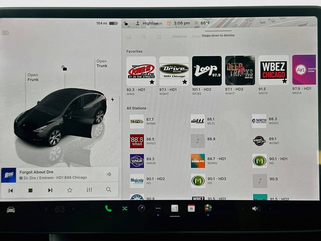 Used 2023 Tesla Model Y AWD image 14