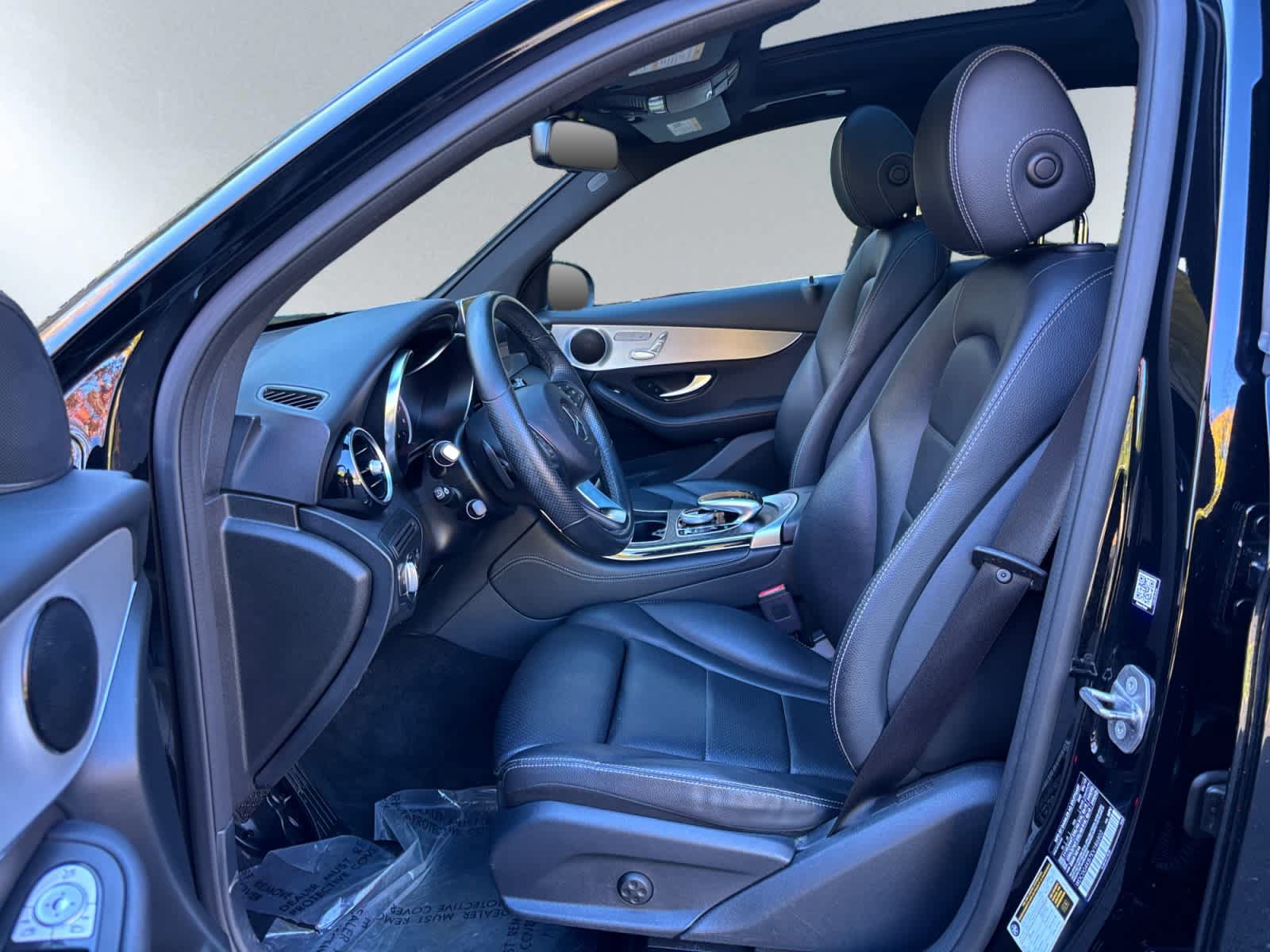 Used 2019 Mercedes-Benz GLC 300 4MATIC image 15