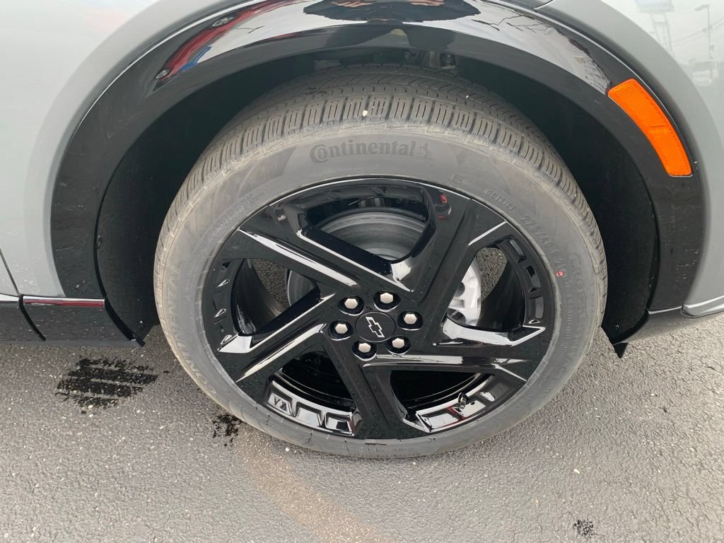 New 2024 Chevrolet Equinox EV RS FWD image 28