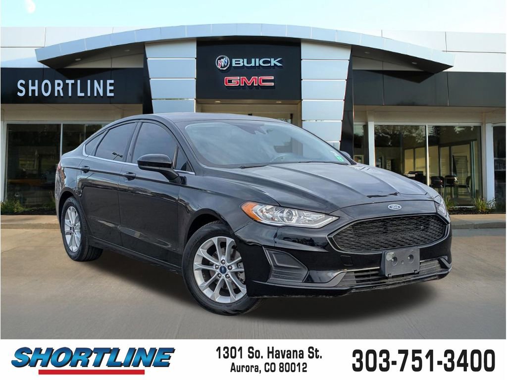 Used 2019 Ford Fusion SE image 1