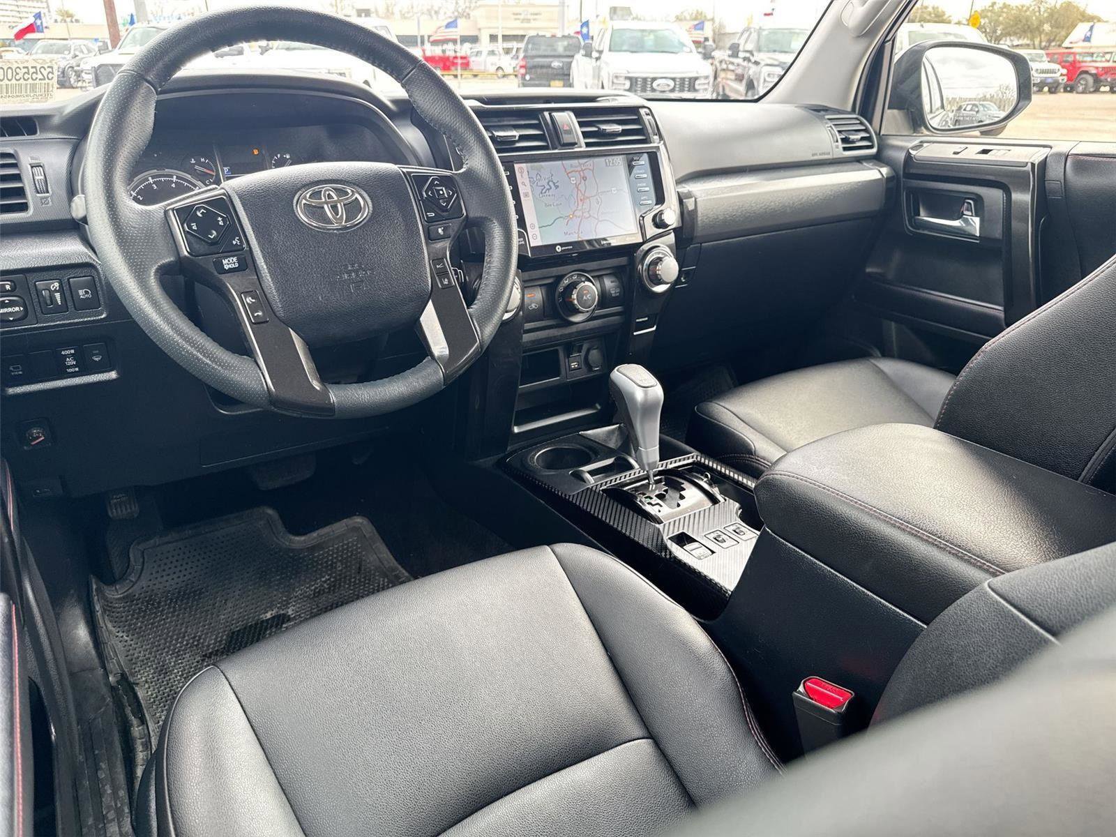 Used 2022 Toyota 4Runner TRD Off-Road Premium image 32