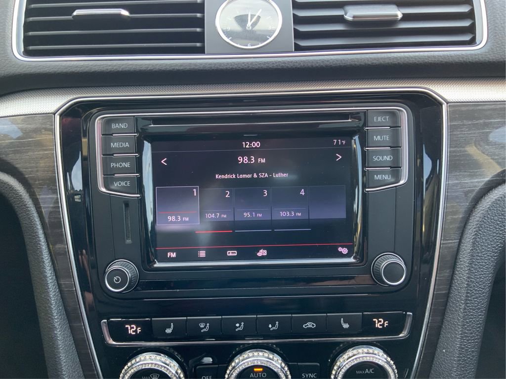 Used 2016 Volkswagen Passat 1.8T SE image 16