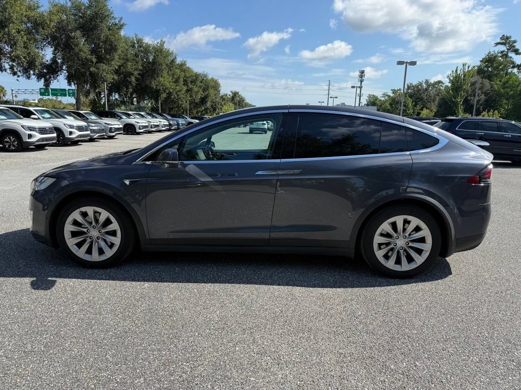 Used 2018 Tesla Model X 75D AWD/4WD image 15