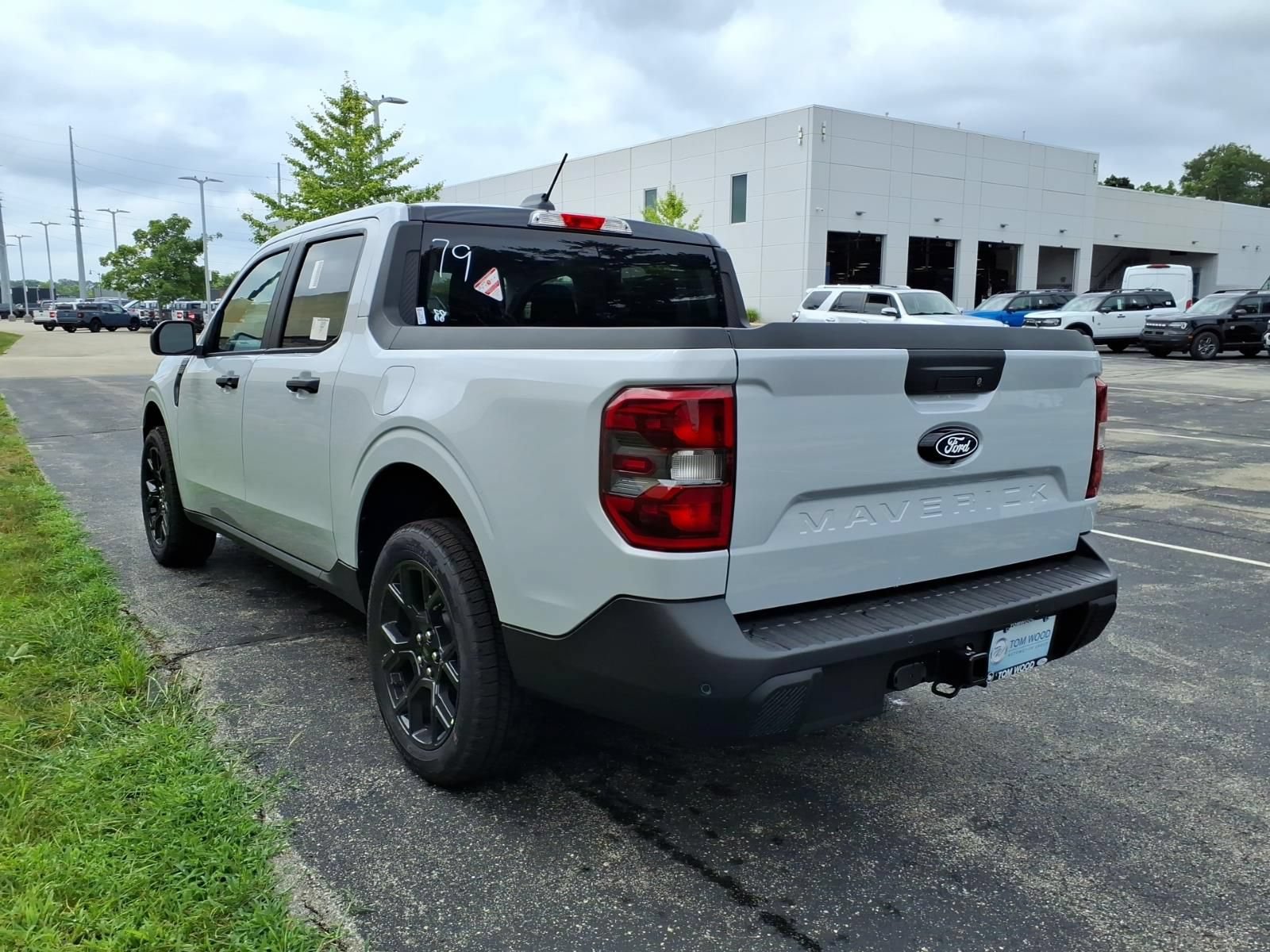 New 2026 Ford Maverick XLT w/ Equipment Group 301A AWD/4WD image 7
