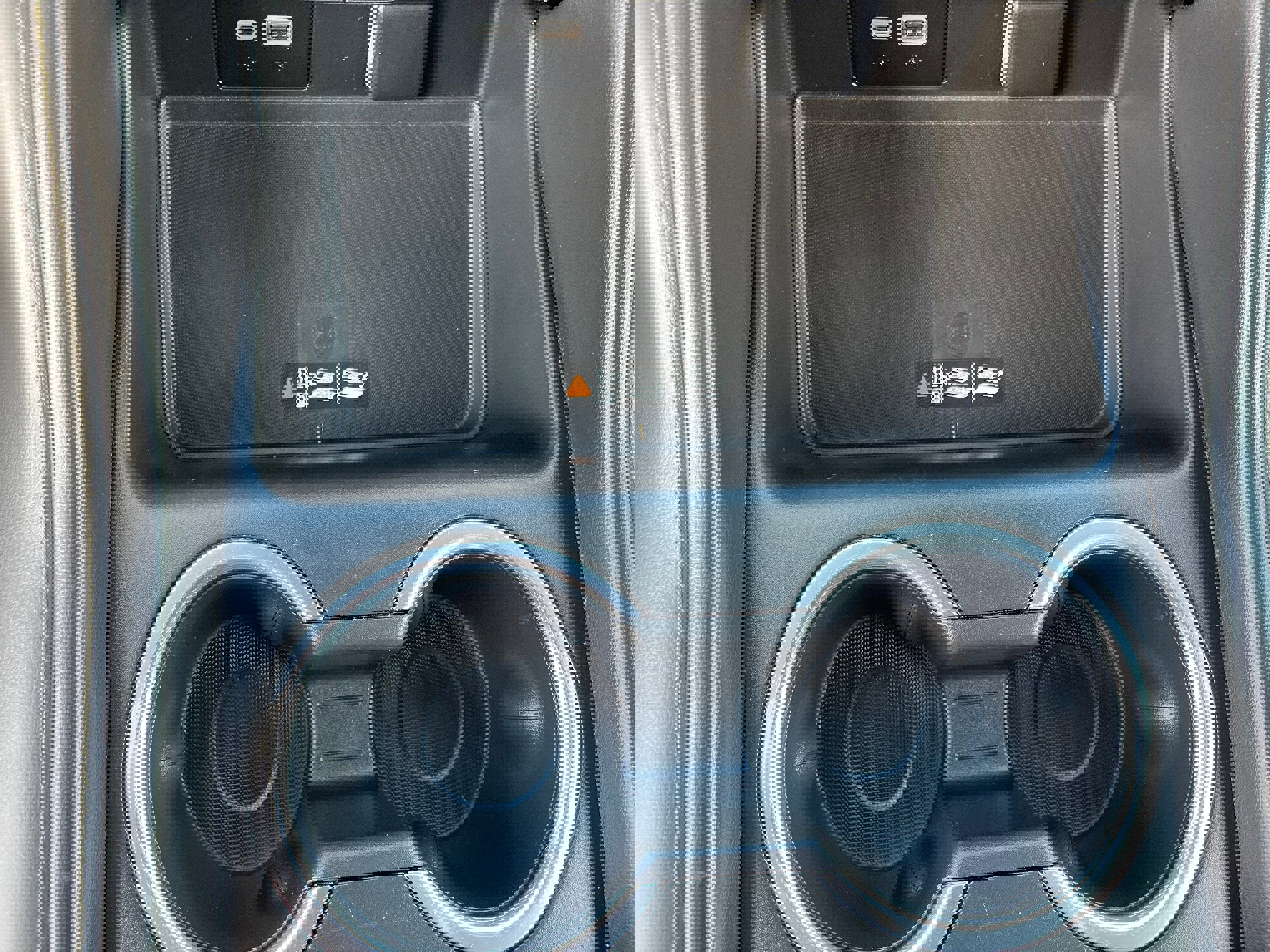 Used 2023 GMC Yukon XL SLT image 17