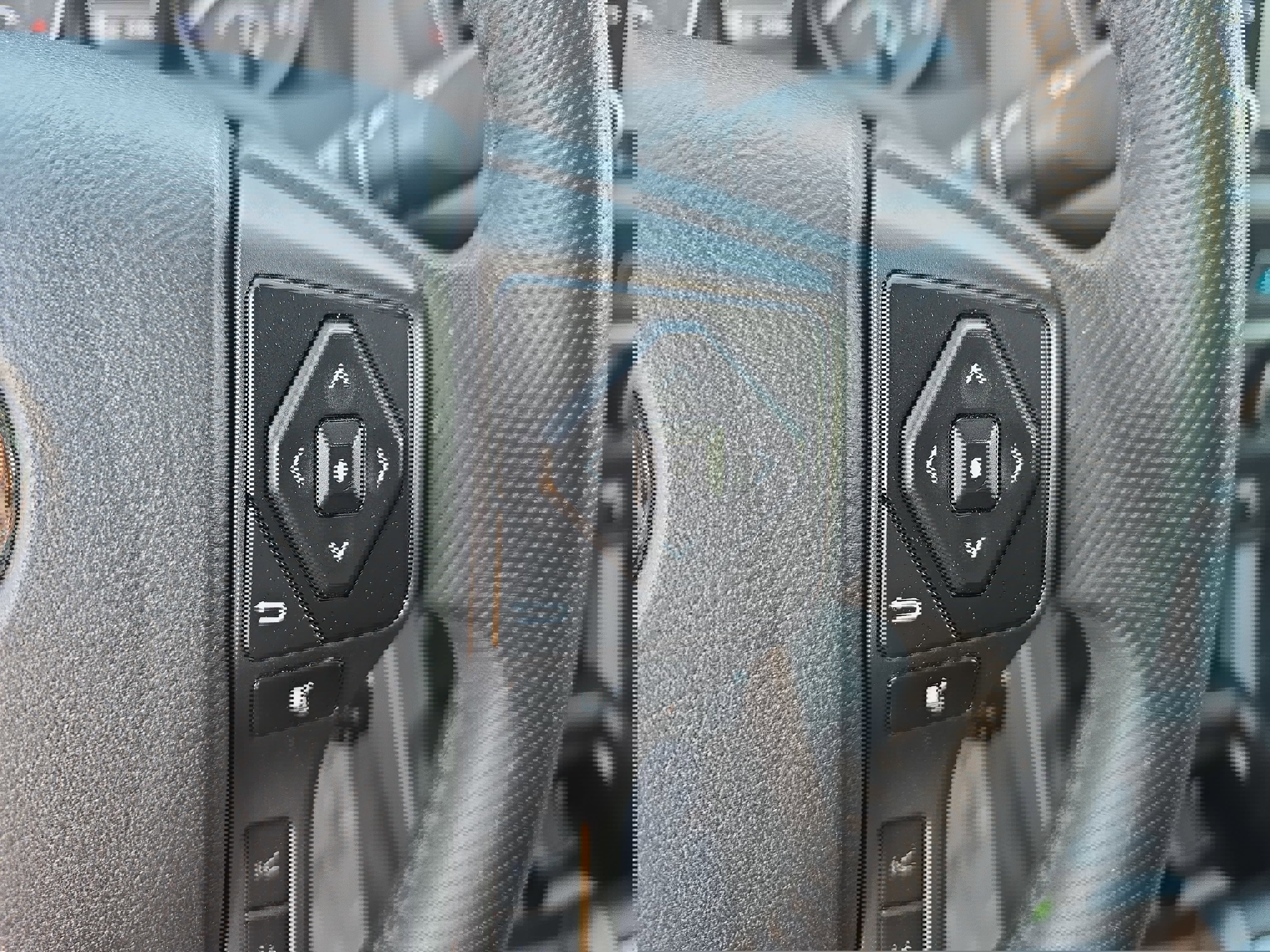 Used 2023 Toyota Tacoma TRD Sport w/ Advanced Technology Package image 20