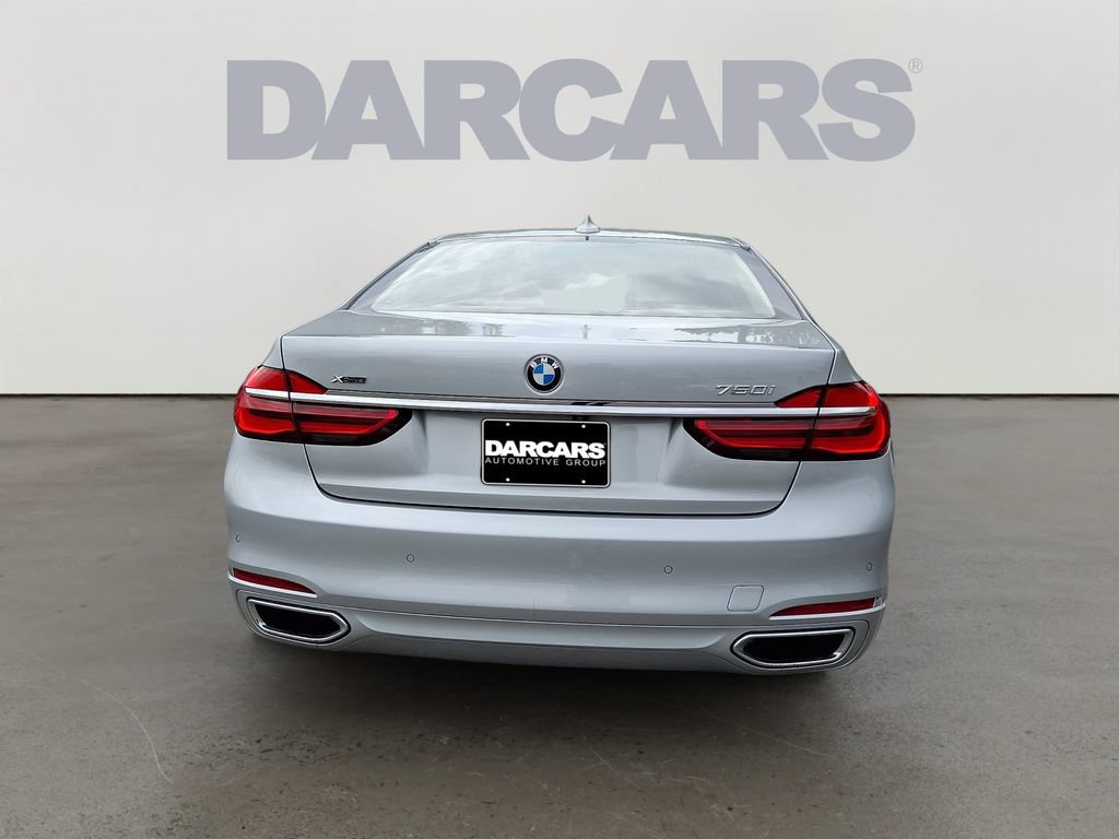 Used 2016 BMW 750i xDrive AWD/4WD image 5