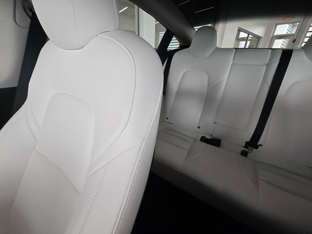 Used 2022 Tesla Model 3 Long Range image 28