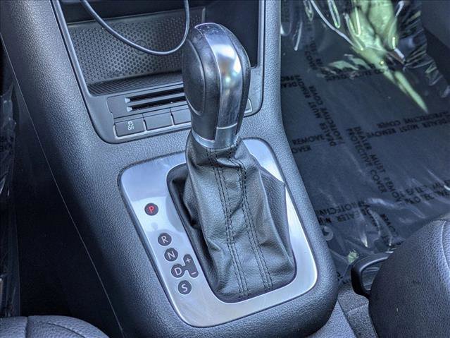 Used 2014 Volkswagen Tiguan SE image 12