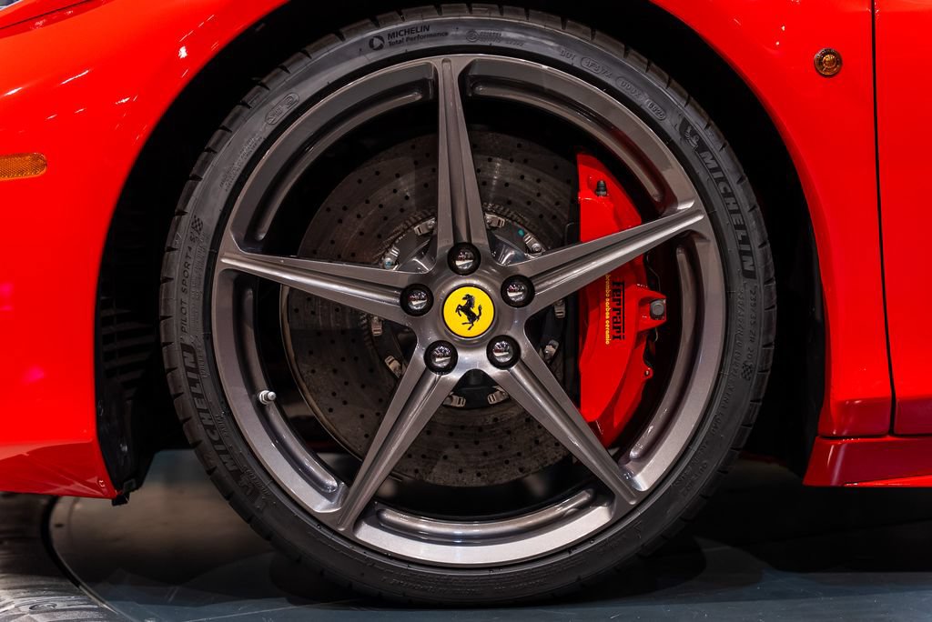 Certified 2014 Ferrari 458 Spider RWD image 13