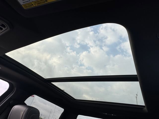 New 2026 Toyota Tundra Limited AWD/4WD image 16