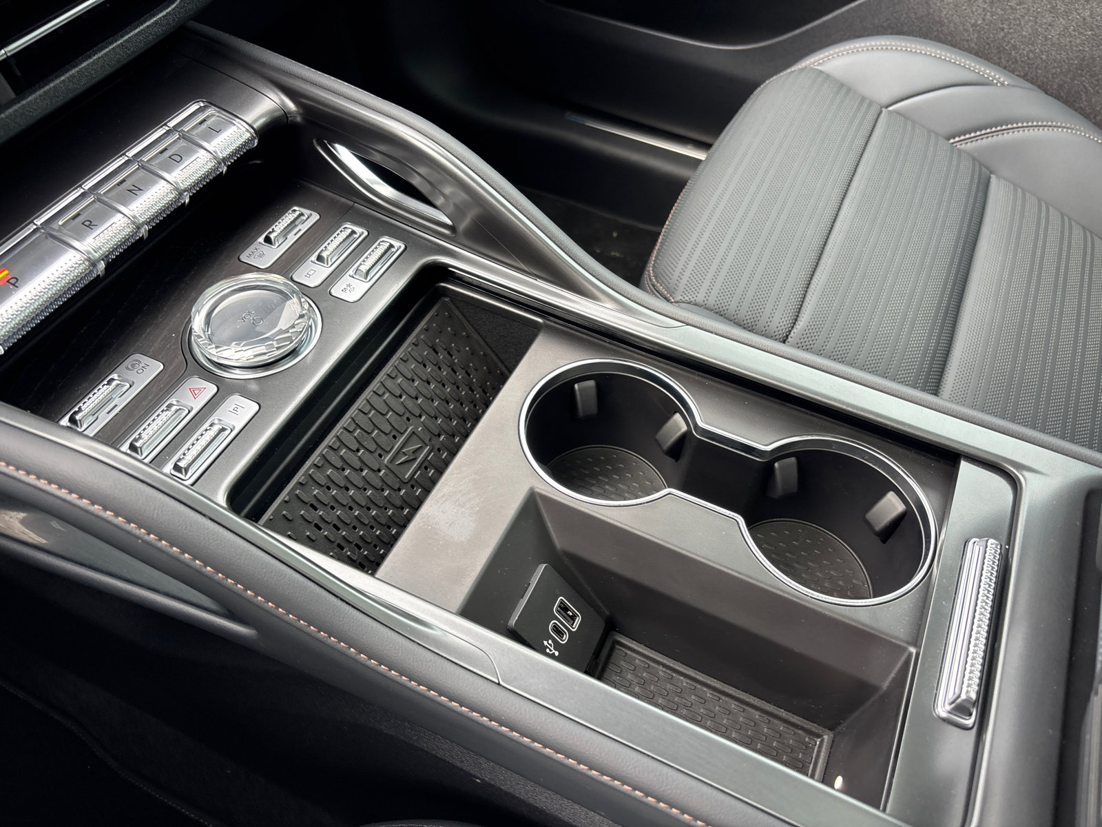 New 2026 Lincoln Nautilus Reserve AWD/4WD image 24