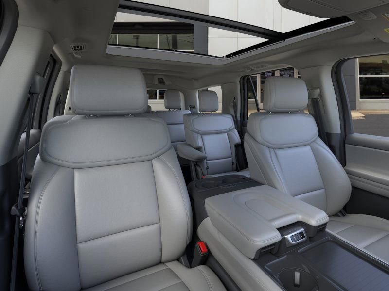 New 2026 Ford Expedition Active AWD/4WD image 14