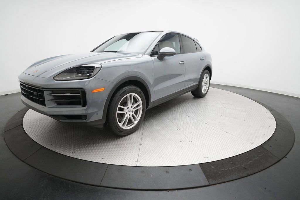 Certified 2026 Porsche Cayenne Coupe image 6