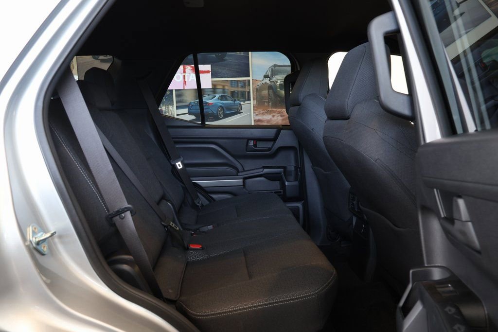 Used 2025 Toyota 4Runner SR5 RWD image 11
