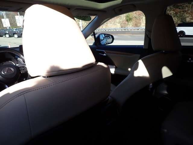 Used 2021 Lexus RX 350L Premium image 16