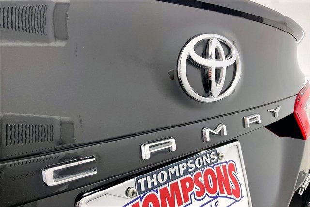 Used 2018 Toyota Camry XSE w/ Audio Package FWD image 32