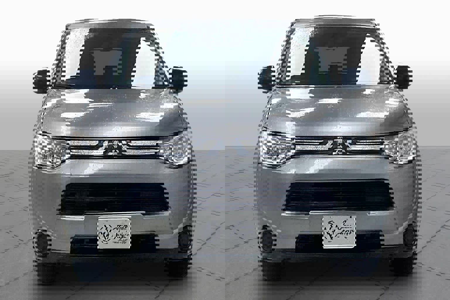 Used 2014 Mitsubishi Outlander ES image 4