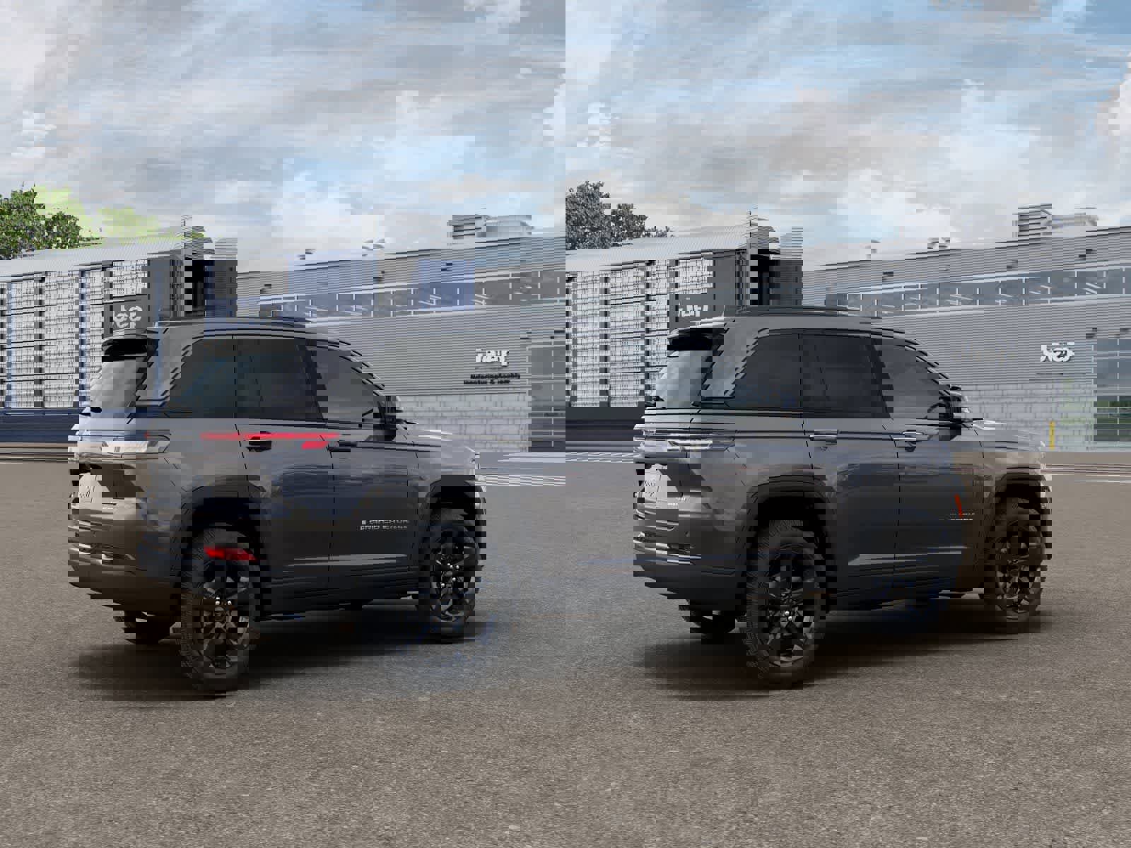New 2026 Jeep Grand Cherokee Limited w/ Limited Altitude Package image 4