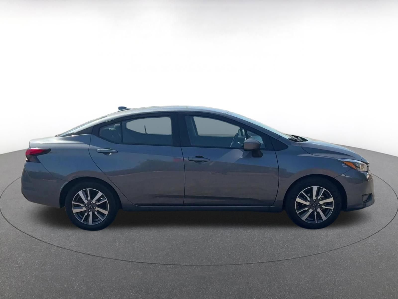 Used 2025 Nissan Versa SV image 16