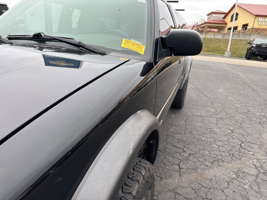 Used 2000 Chevrolet S10 Pickup LS w/ Preferred Equipment Group image 33