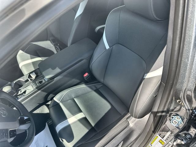 Used 2026 Toyota Camry SE FWD image 19