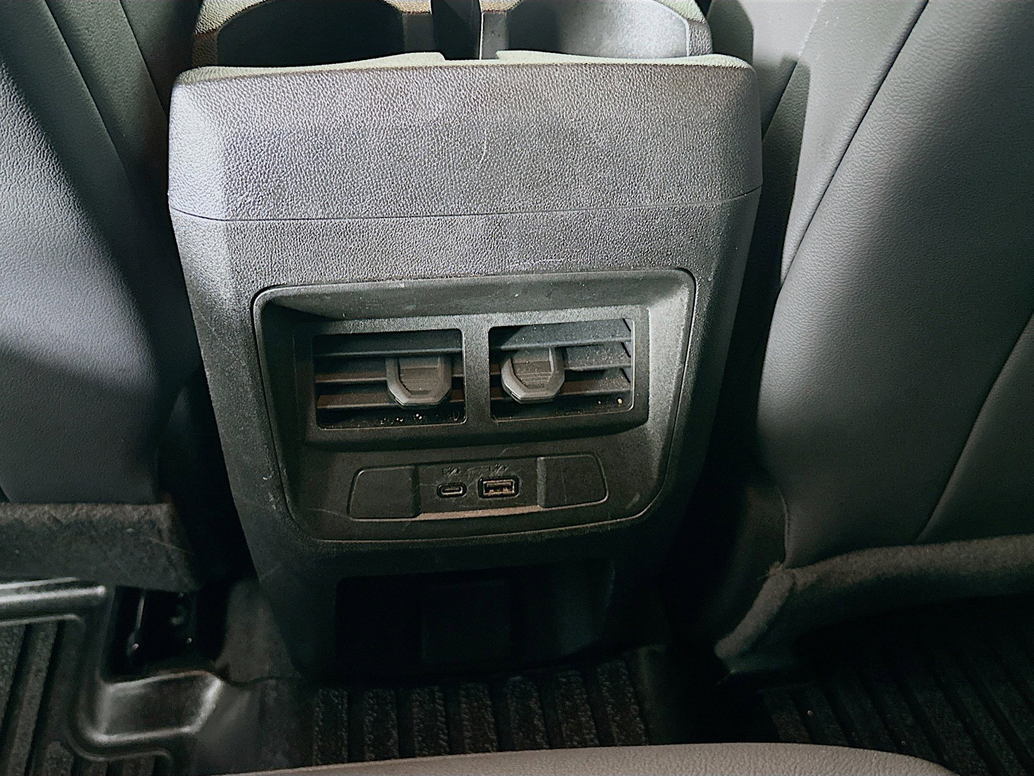 Used 2024 GMC Canyon Elevation w/ Elevation Premium Package image 27