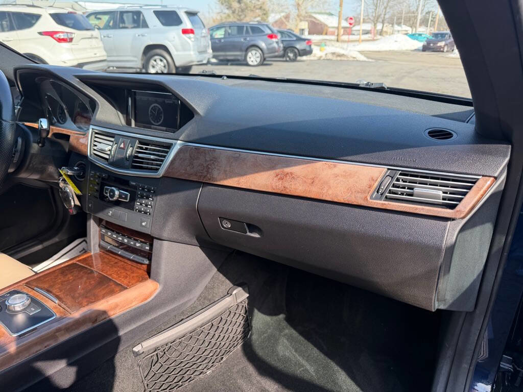 Used 2013 Mercedes-Benz E 350 4MATIC Wagon image 12