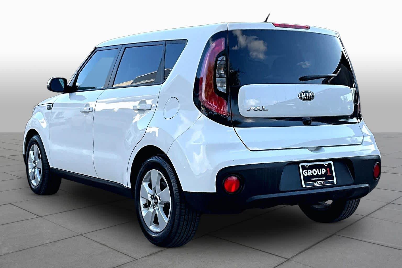 Used 2019 Kia Soul FWD image 12