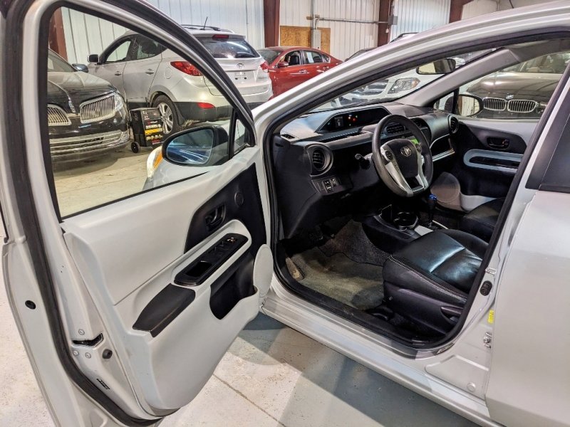Used 2012 Toyota Prius C One image 12