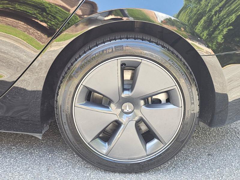 Used 2023 Tesla Model 3 Standard Range RWD image 18