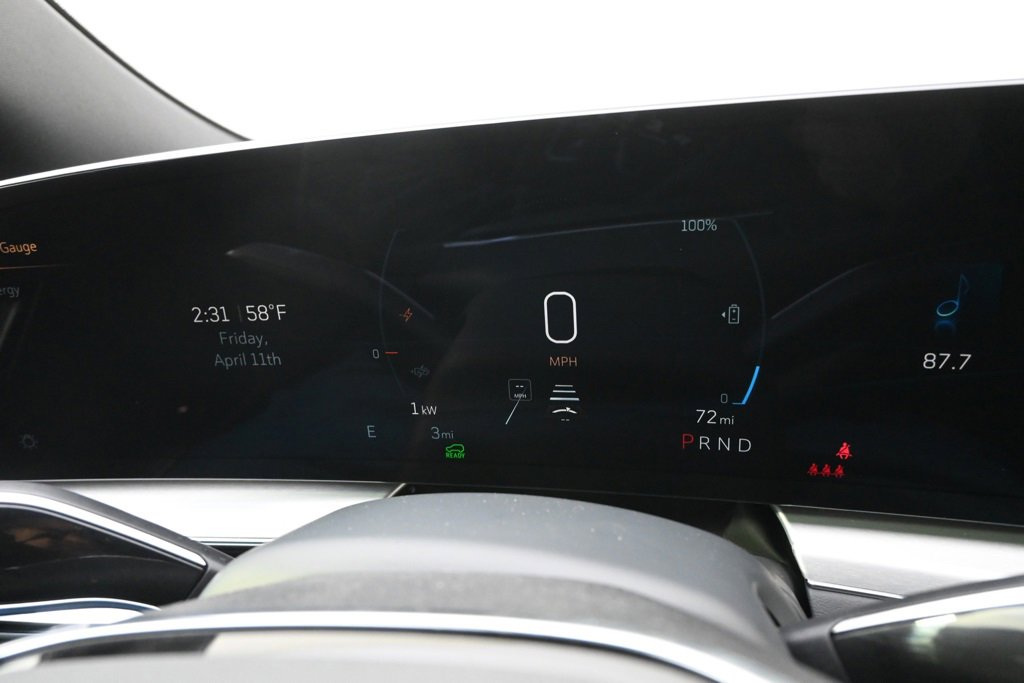 New 2025 Cadillac Lyriq Sport image 25