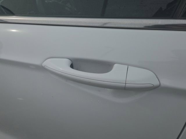 Used 2019 Ford Fusion SE image 17