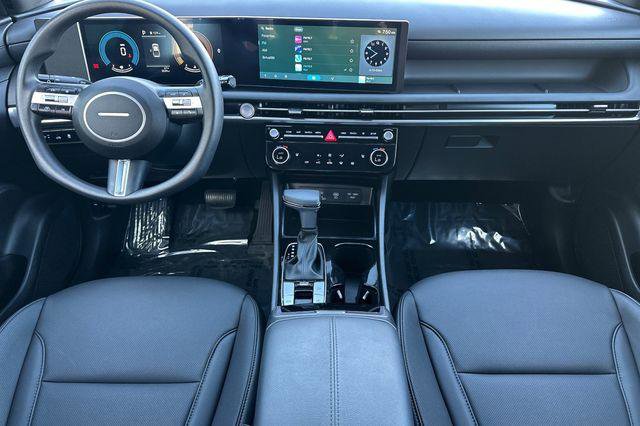 Certified 2026 Hyundai Santa Cruz SEL image 14