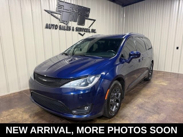 Used 2019 Chrysler Pacifica Touring-L Plus w/ S Appearance Package