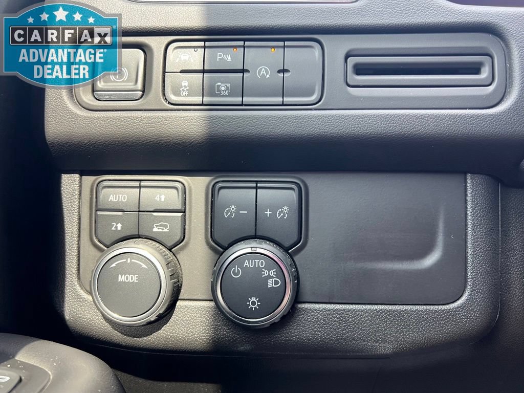 Used 2023 Chevrolet Tahoe RST w/ Luxury Package AWD/4WD image 13