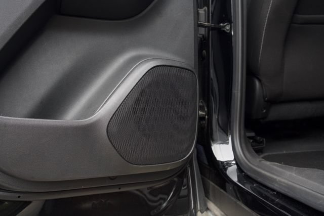Used 2025 Chevrolet Blazer LT FWD image 34
