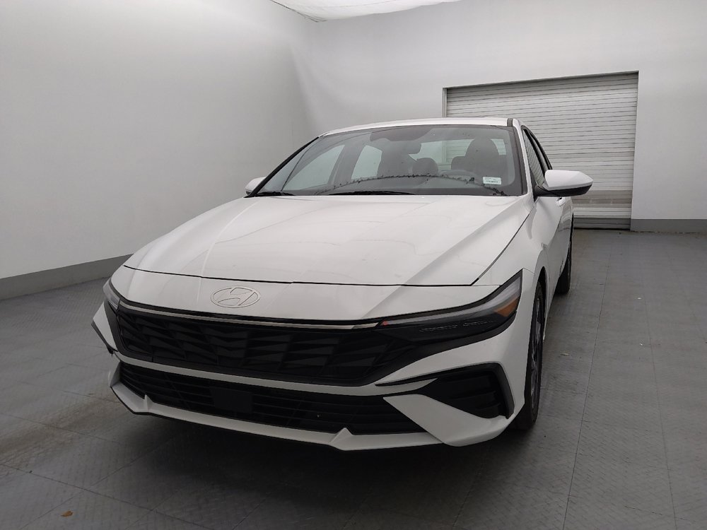 Used 2025 Hyundai Elantra SEL image 15