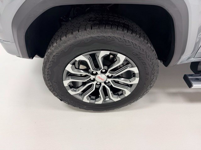 Certified 2026 GMC Canyon Denali AWD/4WD image 15