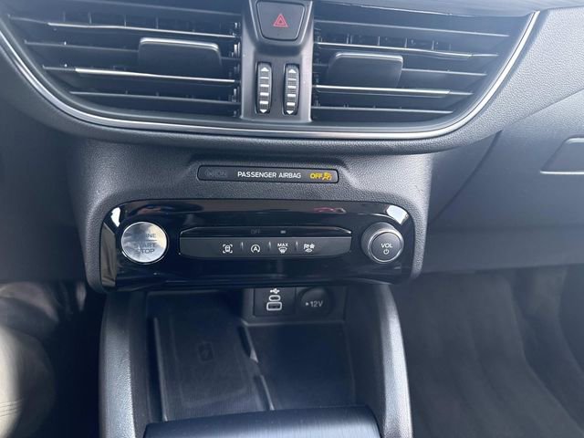 Used 2025 Ford Escape Platinum AWD/4WD image 31