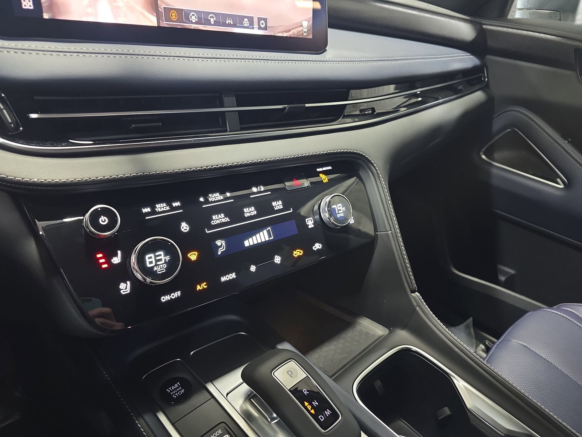 New 2026 INFINITI QX60 Sport w/ Dark Cargo Package image 24