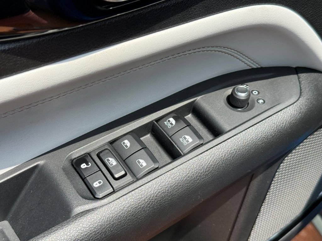 Used 2023 Jeep Compass Limited AWD/4WD image 10