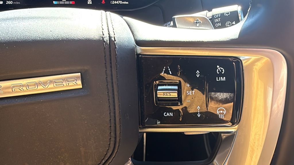 Used 2023 Land Rover Range Rover SE image 25