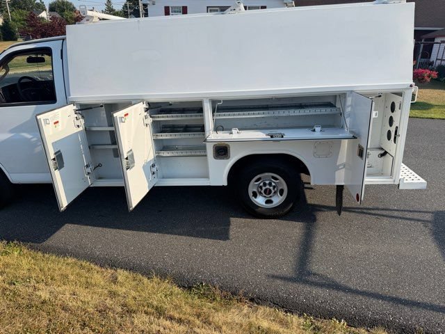 Used 2019 GMC Savana 3500 w/ Power Convenience Package RWD image 21