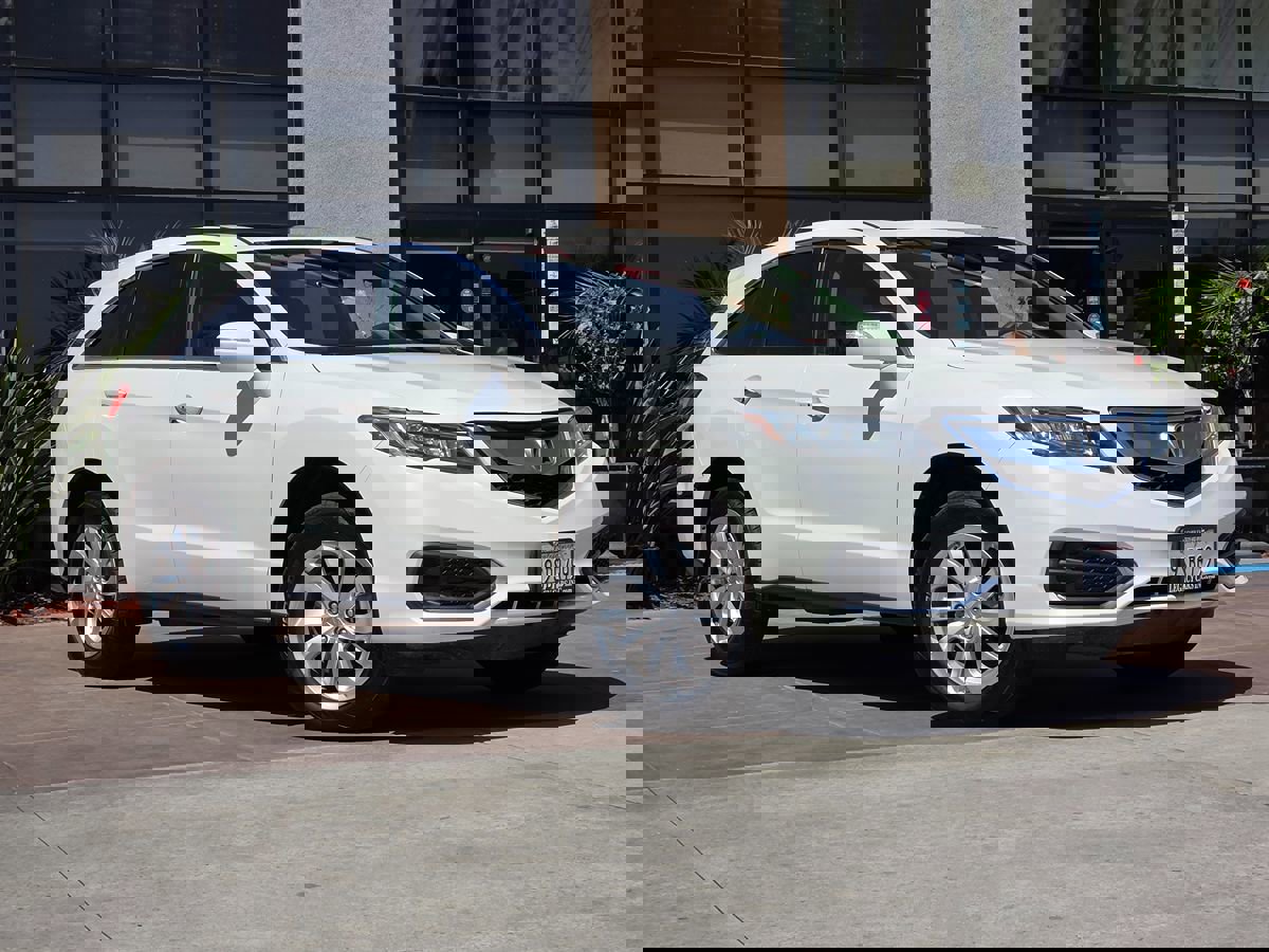 Used 2017 Acura RDX FWD image 3