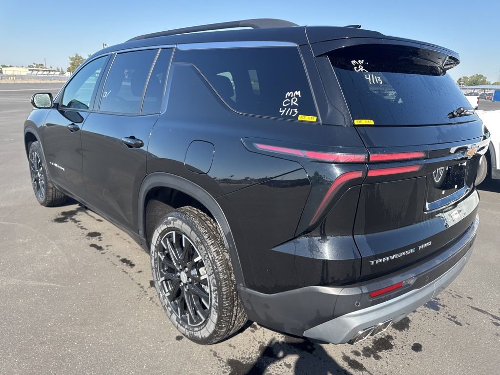 Certified 2025 Chevrolet Traverse LT w/ Sun and Wheel Package AWD/4WD image 3