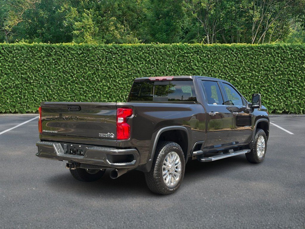 Used 2020 Chevrolet Silverado 2500 High Country w/ Z71 Off-Road Package AWD/4WD image 3