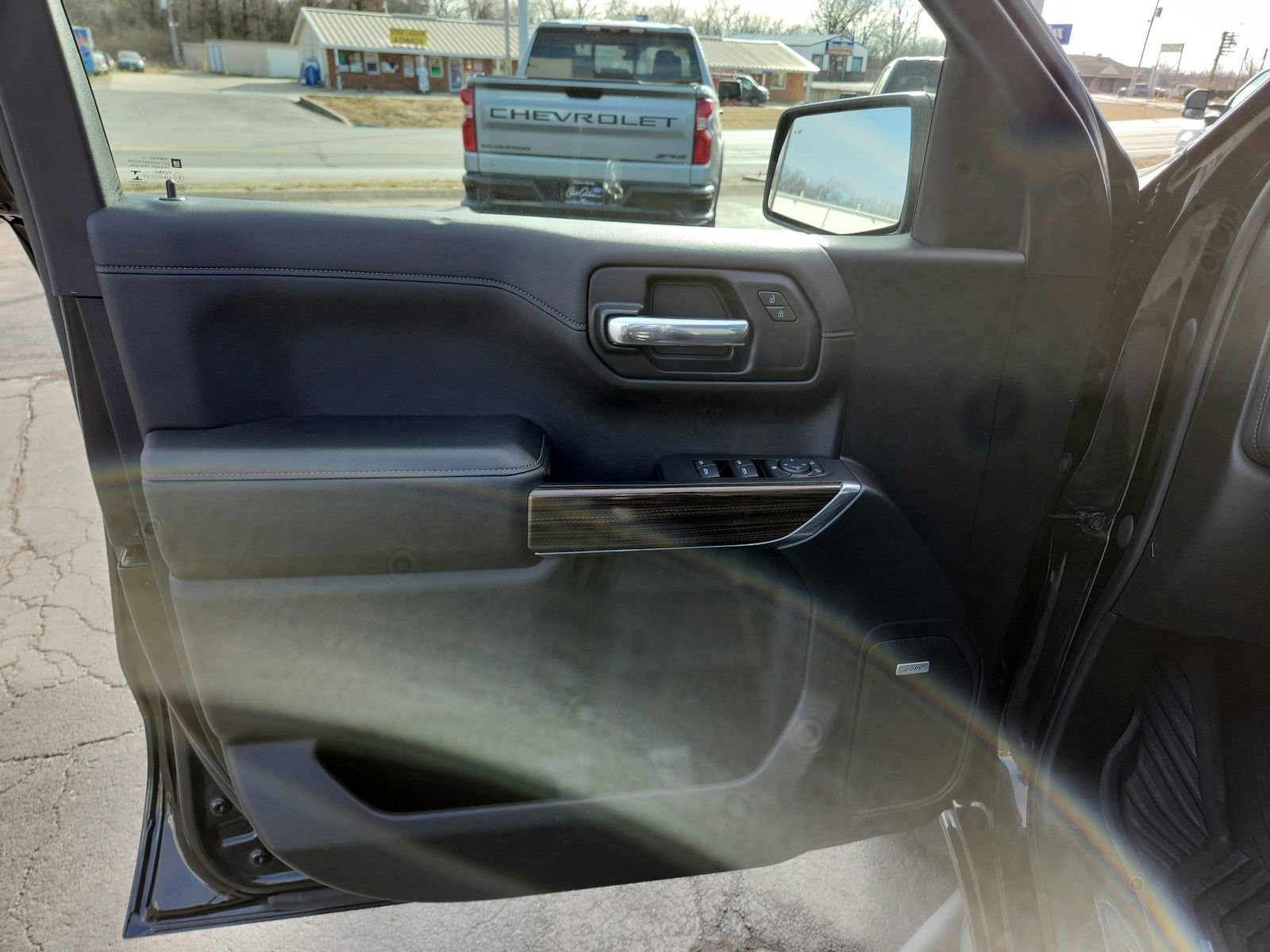 Used 2021 Chevrolet Silverado 1500 LT Trail Boss w/ Convenience Package II image 40