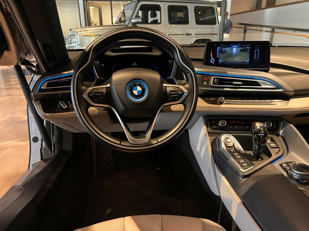 Used 2014 BMW i8 AWD/4WD image 17