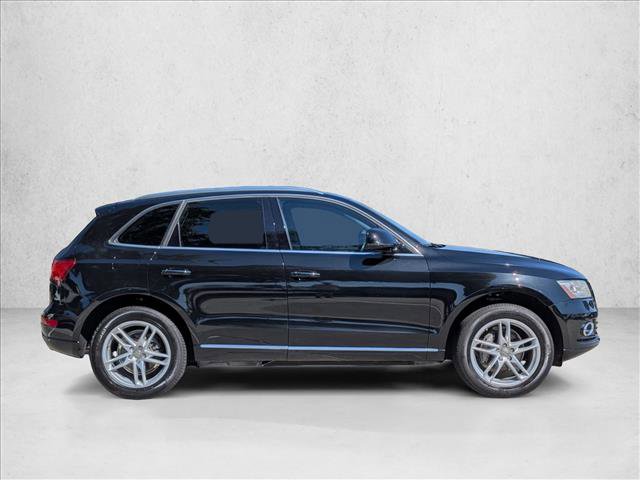 Used 2016 Audi Q5 2.0T Premium Plus w/ Technology Package AWD/4WD image 4